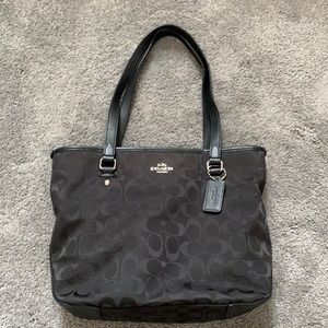 Coach black shoulder bag